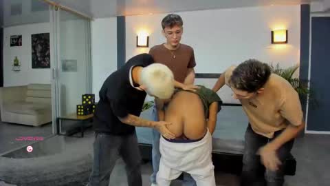 Snapshot of playhardsex chatting on 09-28-25, 11:10 online show from 09-28-25, 11:10