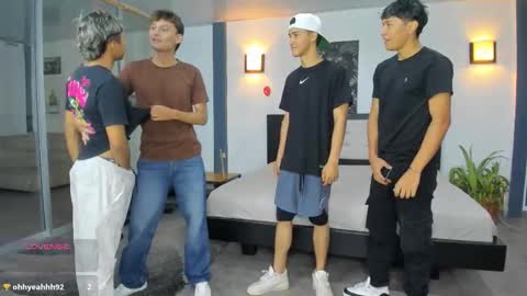 Snapshot of playhardsex chatting on 11-06-25, 11:15 online show from 11-06-25, 11:15