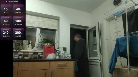 Play Me online show from 02-17-25, 02:09