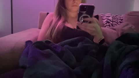 Snapshot of playwithcaity chatting on 04-23-26, 11:29 Caity online show from 04-23-26, 11:29