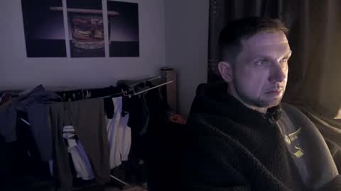 Hello ask me  . Im glad  to see you here in my room. Welcome PVT is open online show from 01-22-25, 06:31