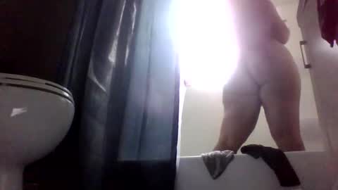 Snapshot of pleaseze chatting on 11-13-25, 09:14 theestallion online show from 11-13-25, 09:14