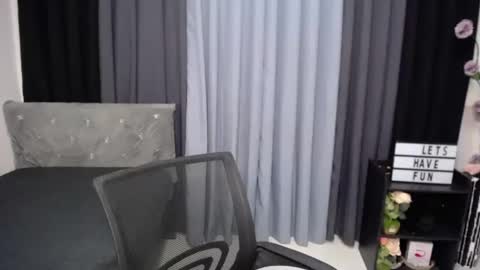 LAUREEN online show from 02-08-25, 03:10