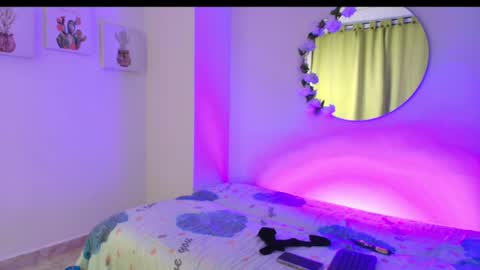 Snapshot of pleasurecompany chatting on 05-17-26, 05:05 sergio natalie online show from 05-17-26, 05:05