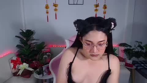 Ploysai online show from 02-20-25, 07:12