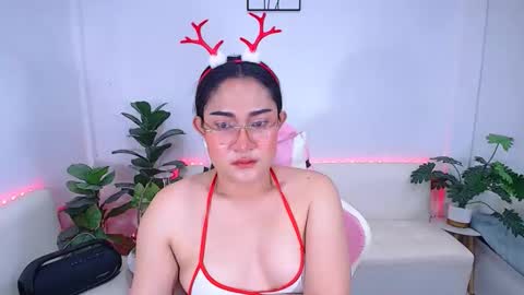 Ploysai online show from 10-30-25, 02:07