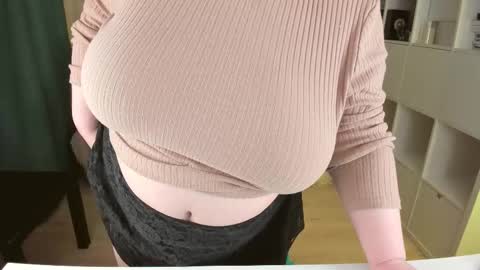 Snapshot of plum_pie__ chatting on 10-11-25, 10:19 Alice online show from 10-11-25, 10:19