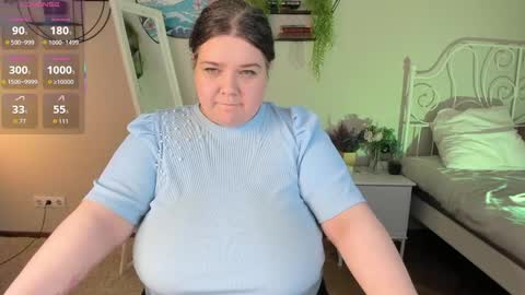 Snapshot of plum_pie__ chatting on 05-30-26, 09:23 Alice online show from 05-30-26, 09:23