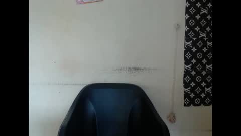 plumnjuicyx online show from 02-05-25, 10:19