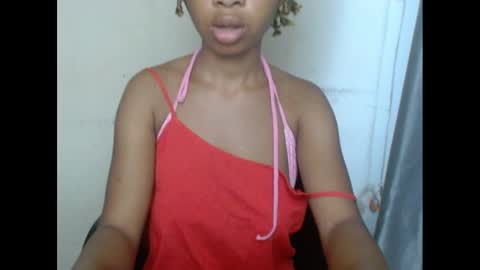 plumnjuicyx online show from 02-07-25, 09:37