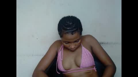 plumnjuicyx online show from 02-11-25, 04:46