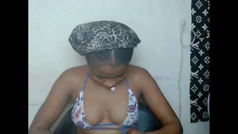 plumnjuicyx online show from 03-02-25, 09:21