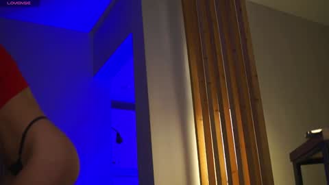 Snapshot of plump_bums chatting on 10-16-25, 04:46 Ari online show from 10-16-25, 04:46