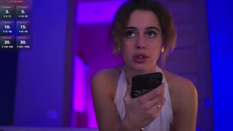 Snapshot of plump_bums chatting on 10-29-25, 02:58 Ari online show from 10-29-25, 02:58