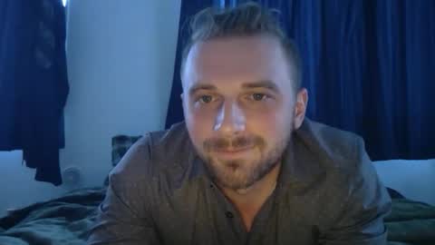 Snapshot of plumtaro chatting on 10-09-25, 06:33 Taro online show from 10-09-25, 06:33