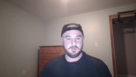 Snapshot of pluski155 chatting on 02-10-25, 10:51 Evan online show from 02-10-25, 10:51