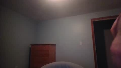 Snapshot of pluski155 chatting on 11-09-25, 09:40 Evan online show from 11-09-25, 09:40