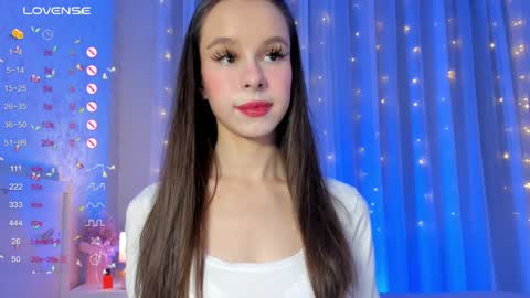 Sophie online show from 12-13-24, 04:38