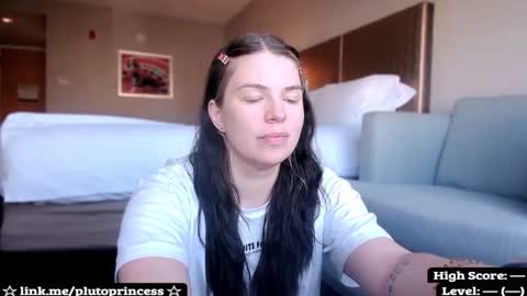 Pluto Princess online show from 03-28-26, 09:36