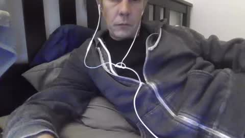 Snapshot of plyre chatting on 09-15-25, 06:13 plyre online show from 09-15-25, 06:13