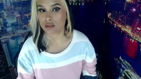 Snapshot of pocahontasexxy chatting on 12-29-24, 04:59 DaniellaBaby online show from 12-29-24, 04:59