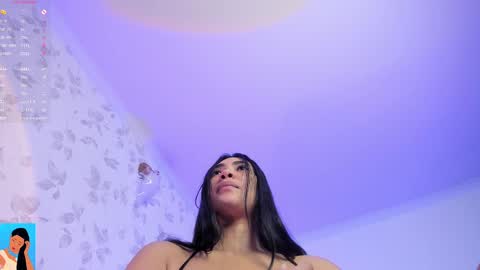 im vane Model Independet online show from 02-17-25, 12:54