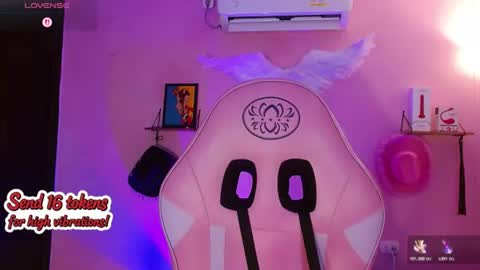 poison_liv online show from 06-15-26, 01:13