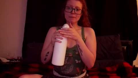 poisonivyy95 online show from 03-22-26, 01:53