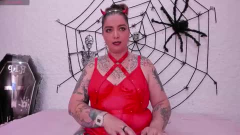 poisson_ivy_ online show from 10-25-25, 11:10