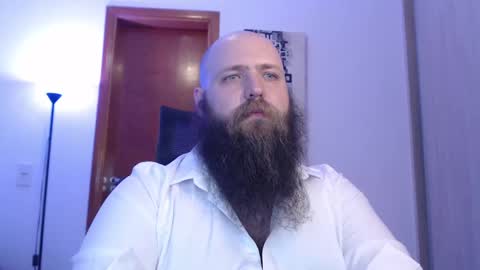 Snapshot of polar_bear91 chatting on 02-20-25, 02:29 Bear online show from 02-20-25, 02:29