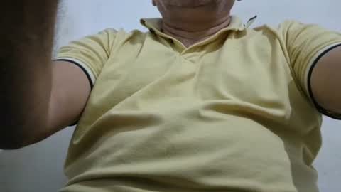 Snapshot of poli475 chatting on 07-23-26, 01:52 poli online show from 07-23-26, 01:52