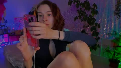 Snapshot of poli__ chatting on 05-11-26, 04:37 Martha online show from 05-11-26, 04:37