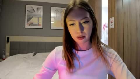 Polina online show from 01-25-25, 08:42