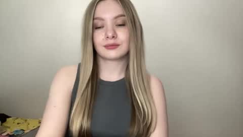 polishangel222 online show from 05-11-26, 05:43
