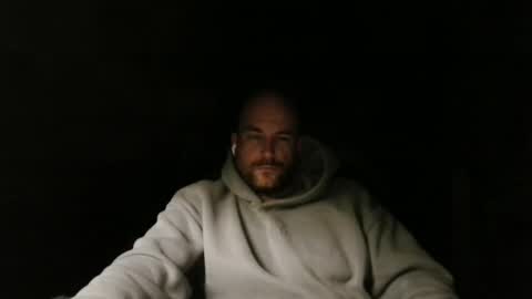 Snapshot of polisheaqle chatting on 10-08-25, 06:44 polisheaqle online show from 10-08-25, 06:44