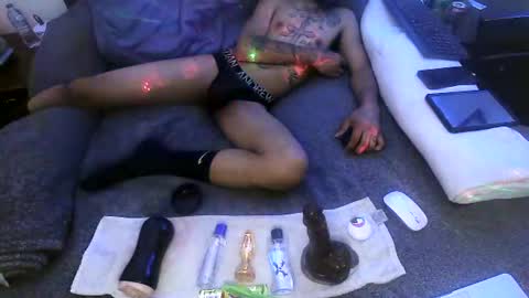 pollardj906 online show from 01-23-25, 07:22