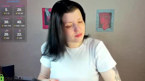 Polly online show from 10-04-25, 01:03