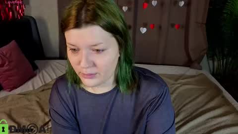 Polly online show from 02-06-26, 01:21