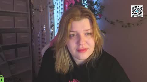Polly online show from 03-15-26, 01:33