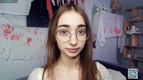 Polly online show from 10-31-25, 07:42