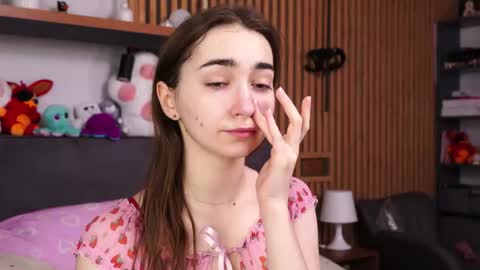 Polly online show from 03-12-26, 07:58