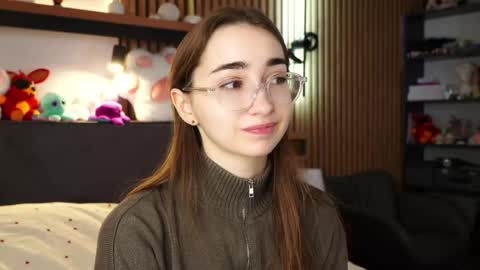 Polly online show from 03-19-26, 06:28