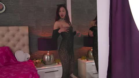 Snapshot of polly_curiouss chatting on 05-14-26, 04:03 polly_curiouss online show from 05-14-26, 04:03