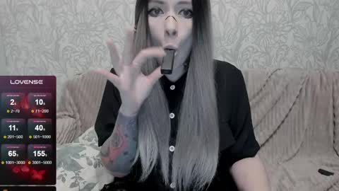 Snapshot of polly_wow chatting on 04-17-26, 09:29 Polly online show from 04-17-26, 09:29