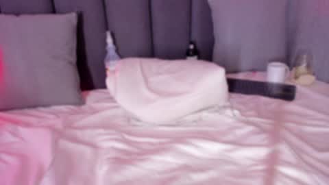 POLLY online show from 02-08-25, 04:36