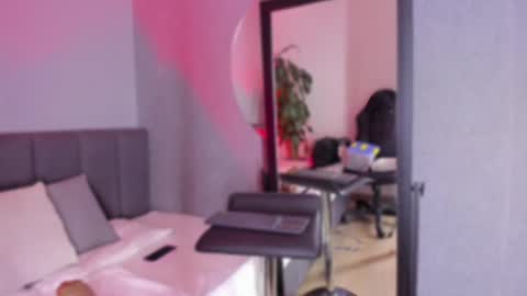 POLLY online show from 02-17-25, 10:29