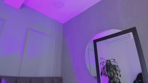 POLLY online show from 10-10-25, 10:47