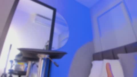 POLLY online show from 10-11-25, 10:47