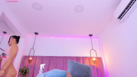 POLLY online show from 06-13-26, 10:35