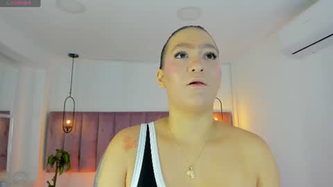POLLY online show from 06-16-26, 10:29